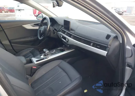 2017 Audi A4 2.0T Premium z USA, uszkodzony, nr VIN WAUANAF43HN043362